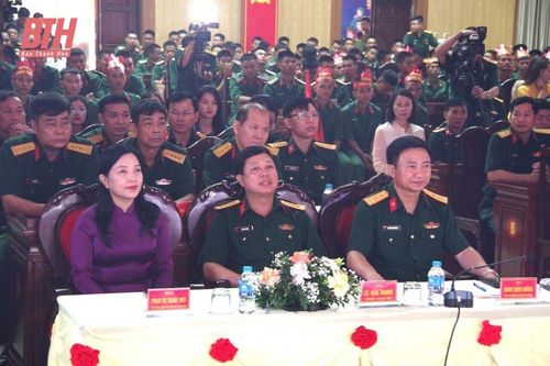 Hội thi 'Dân vận khéo' trong lực lượng vũ trang Quân khu 4