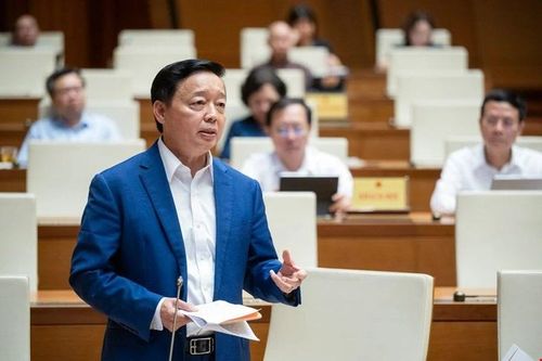 Sáng nay 6-6, Phó thủ tướng Trần Hồng Hà trả lời chất vấn tại Quốc hội