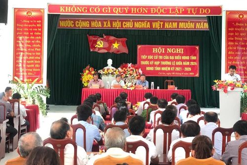 Cử tri huyện Đak Pơ và Kông Chro có nhiều kiến nghị liên quan đầu tư xây dựng cơ bản