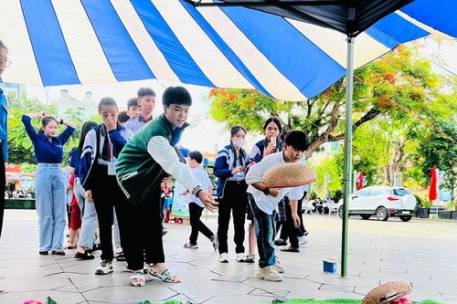 Mùa hè lý thú, an toàn cho trẻ em