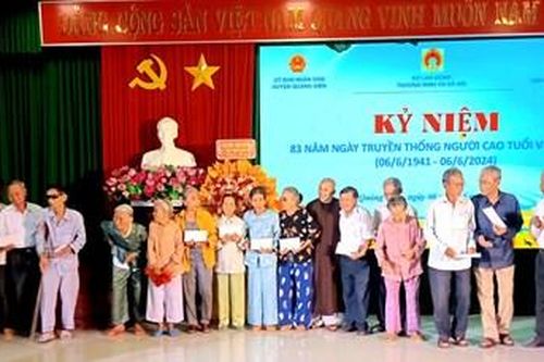 Để người cao tuổi 'sống vui, sống khỏe, sống hạnh phúc và sống có ích'
