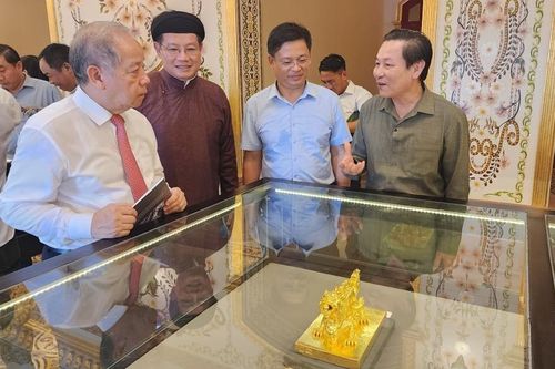 'Biểu tượng rồng qua gốm Trần Độ'