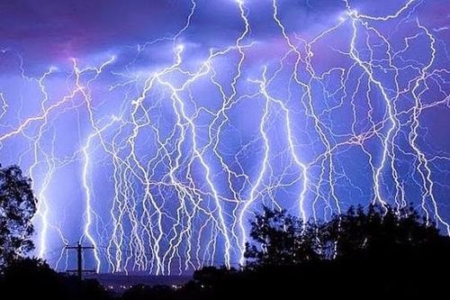 Phòng tránh dông, sét như thế nào?
