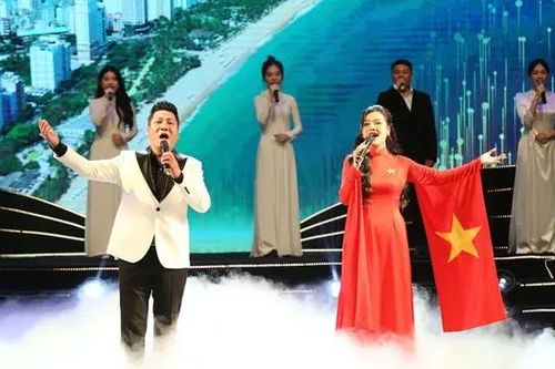 Kỷ niệm 76 năm Ngày Bác Hồ kêu gọi thi đua ái quốc