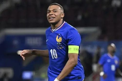 Mbappe tỏa sáng trong màu áo đội tuyển Pháp