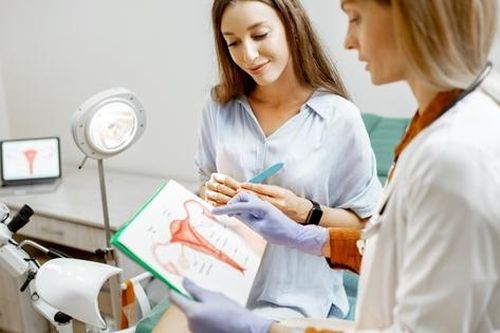 Bị buồng trứng đa nang có cơ hội làm mẹ không?