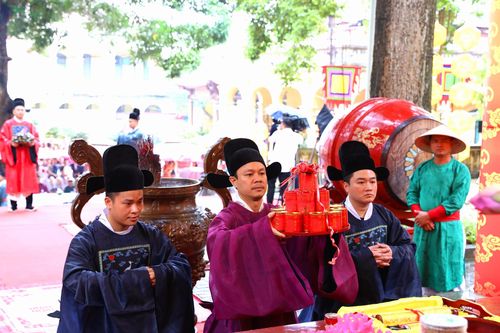 Tái hiện Tết Đoan Ngọ Thăng Long xưa