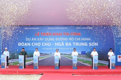 Khởi công xây dựng đường Chợ Chu- ngã ba Trung Sơn, nối thông đường Hồ Chí Minh