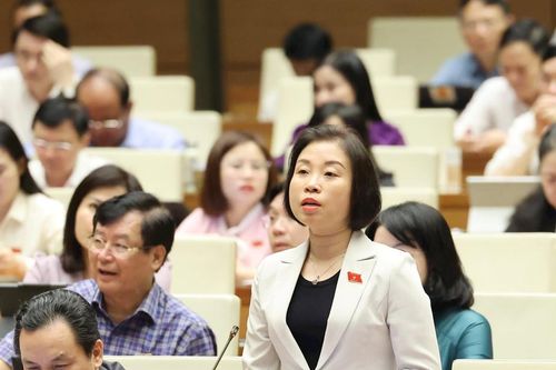 Còn nể nang trong phân vốn xây dựng cơ bản, đầu tư công