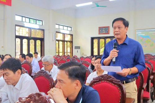 Cử tri huyện Đan Phượng kiến nghị xử lý vấn đề đất đai, môi trường