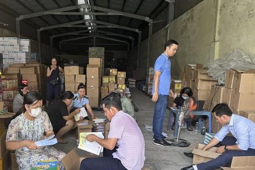 Bắt giữ hơn 40.000 quyển sách giả mạo sách của NXB Giáo dục Việt Nam