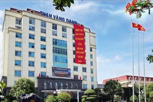Những gói thầu tiền tỷ ở các công ty thành viên TKV: Đúng quy trình hay bất thường?-Kỳ I: Quà tặng hết hạn và thổi giá?
