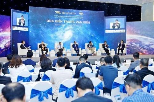 Ứng biến kịp thời trước biến động của thị trường và kinh tế thế giới