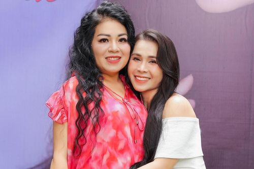 Nữ ca sĩ trẻ được Anh Thơ hết lời khen ngợi là ai?