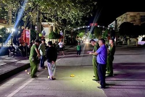 Kiểm sát viên kiểm sát việc thực nghiệm điều tra vụ cướp tài sản