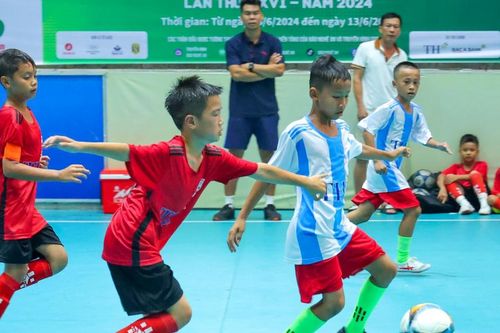 Đội Nhi đồng Yên Thành giành chiến thắng thuyết phục trước đội Nhi đồng Tân Kỳ