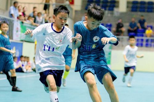 Đội Nhi đồng huyện Nam Đàn giành chiến thắng trước Nhi đồng thị xã Hoàng Mai