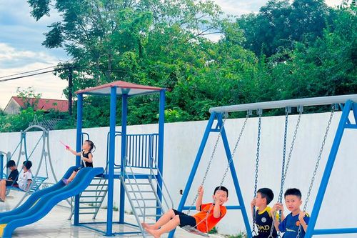 Tuổi trẻ Nghệ An trao tặng hàng trăm sân chơi và lớp học miễn phí cho trẻ em dịp Hè