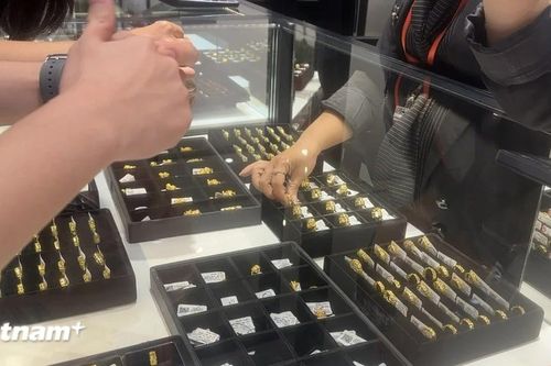 Đề nghị các bộ vào cuộc xử nghiêm vi phạm kinh doanh vàng, ngoại hối