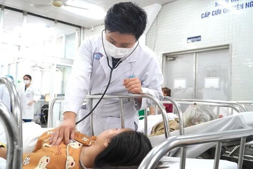 Kỳ thi tuyển sinh lớp 10 TP Hồ Chí Minh: Xét đặc cách cho thí sinh gãy cột sống