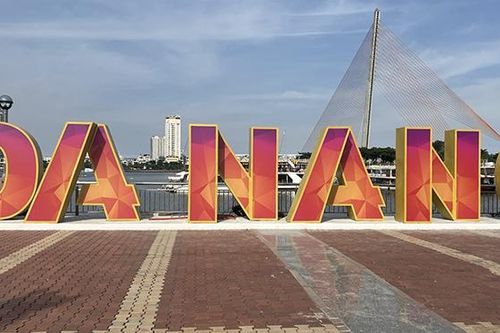 Đà Nẵng gỡ bỏ quảng cáo bia Larue chưa phù hợp ở phố đi bộ Bạch Đằng