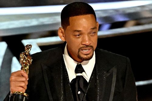 Trông đợi gì vào màn tái xuất của Will Smith sau scandal tát đồng nghiệp trên sân khấu Oscar?