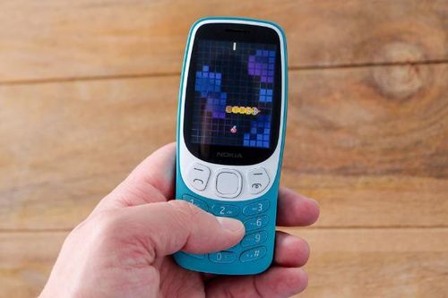 Thị trường Việt đón phiên bản 'tái sinh' của Nokia 3210 với giá 1,6 triệu đồng