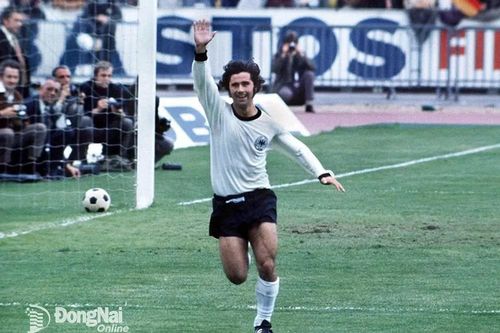 Ký ức Euro 1972: Sức mạnh tuyệt đối của 'Cỗ xe tăng Đức'