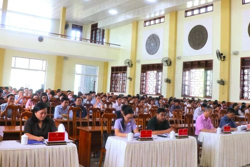 An Khê: Cán bộ chủ chốt học tập, quán triệt các văn bản của Trung ương và của Tỉnh ủy