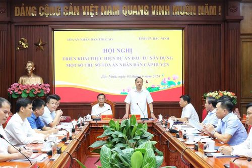 Phó Chánh án TANDTC Nguyễn Văn Du làm việc với Tỉnh ủy Bắc Ninh