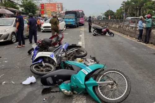 Vụ tông liên hoàn 2 người chết, 6 người bị thương: Tài xế khai xe mất thắng