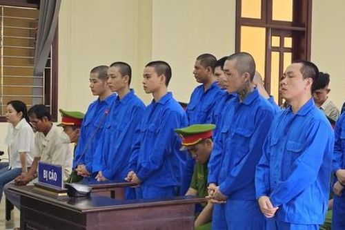 4 án chung thân cho các bị cáo bắn súng vào tiệc sinh nhật gây chết người