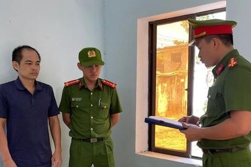 Khởi tố giám đốc công ty 'ma' buôn lậu hàng hóa từ Pháp về Việt Nam