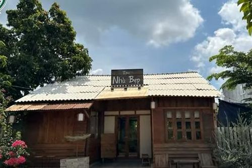 Nữ giáo viên bị tấm bê tông đổ vào người tử vong đang dạy ở một trường cấp 2 tại Đắk Lắk