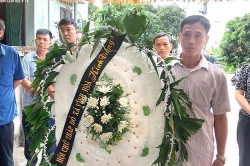 Thầy cô, bạn bè tiếc thương nam sinh lớp 12 ở Hải Dương gặp nạn trước ngày thi tốt nghiệp