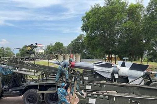 Đẩy mạnh thi đua mừng Ngày truyền thống Sư đoàn 365