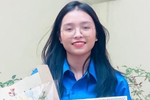'Cô giáo' trẻ là sinh viên xuất sắc, đạt điểm tuyệt đối Khóa luận tốt nghiệp
