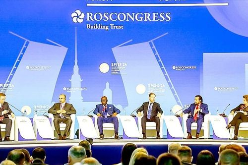 Diễn đàn Kinh tế quốc tế Saint-Peterburg: Việt Nam sẵn sàng là cầu nối thúc đẩy hợp tác Á - Âu với ASEAN