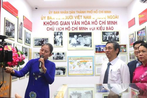 TPHCM khánh thành 2 công trình kết nối kiều bào