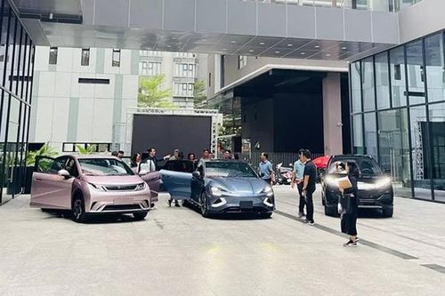 Tận thấy BYD Dolphin, Seal và Atto 'bằng xương bằng thịt' tại Việt Nam