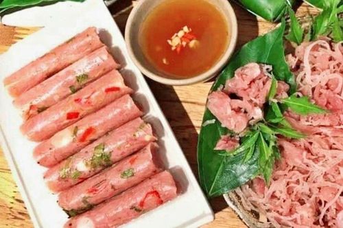 Mắc bệnh nguy hiểm sau ăn nem chua, nem nắm ở quán bia