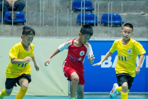 Nhi đồng Yên Thành thắng thuyết phục Nhi đồng thành phố Vinh