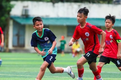 Lội ngược dòng, Thiếu niên Thành phố Vinh đánh bại Thiếu niên Nghi Lộc