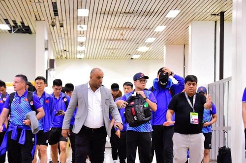 Đội tuyển Việt Nam có mặt tại Iraq, sẵn sàng cho trận đấu cuối tại vòng loại World Cup 2026