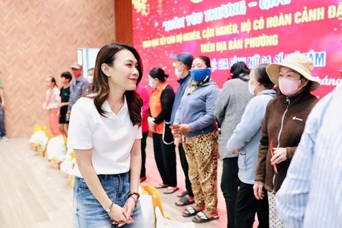 Mỹ Tâm quyên góp 200 triệu đồng cho trẻ em phẫu thuật tim, hỗ trợ thiết bị y tế vùng sâu vùng xa