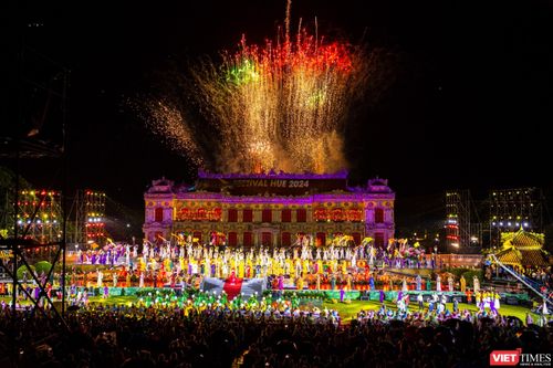 Hoành tráng lễ khai mạc tuần lễ Festival nghệ thuật Quốc tế Huế 2024