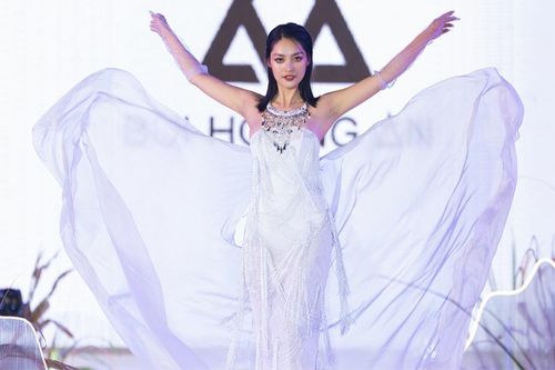Nông Thúy Hằng hóa nàng thơ Hà Giang
