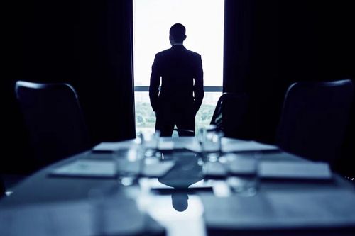Lương CEO Mỹ cao gấp 200 lần nhân viên bình thường