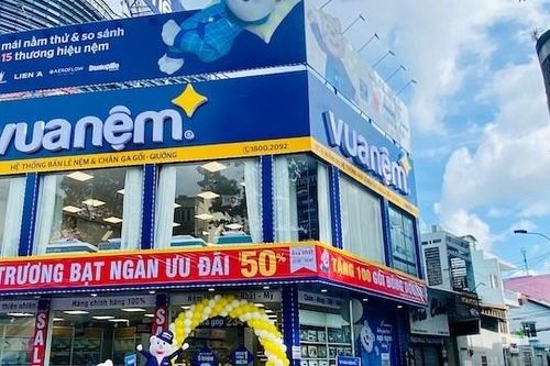 Vua Nệm sạch nợ trái phiếu