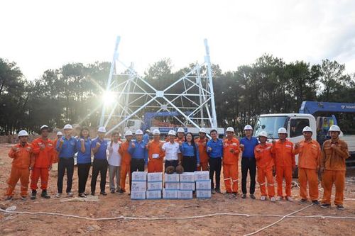 Nghệ An: Tăng cường hỗ trợ thi công công trình đường dây 500kV qua địa bàn